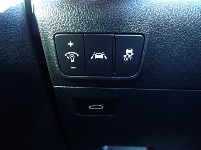 Used 2023 Kia K5 LXS image 21