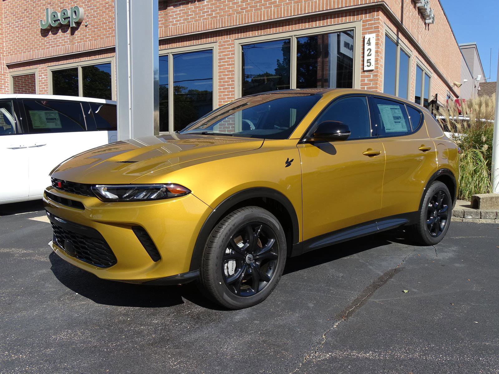 New 2024 Dodge Hornet R/T Plus w/ R/T Blacktop Package image 2