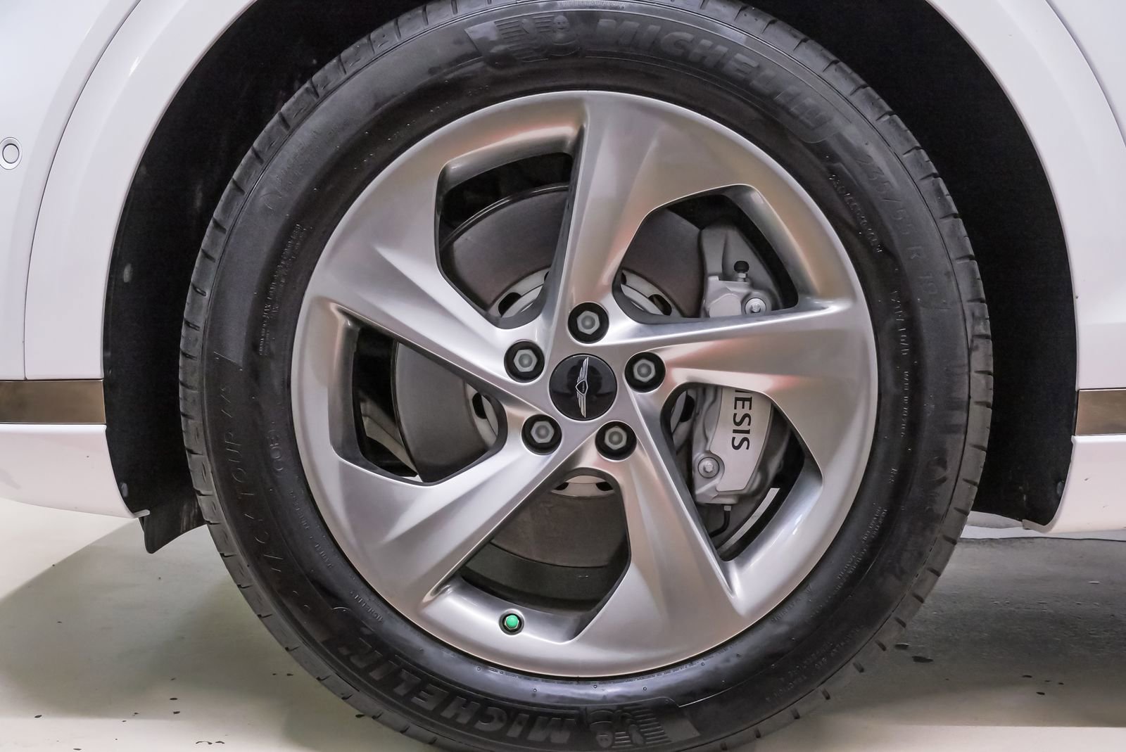Certified 2026 Genesis GV70 2.5T Advanced AWD/4WD image 30