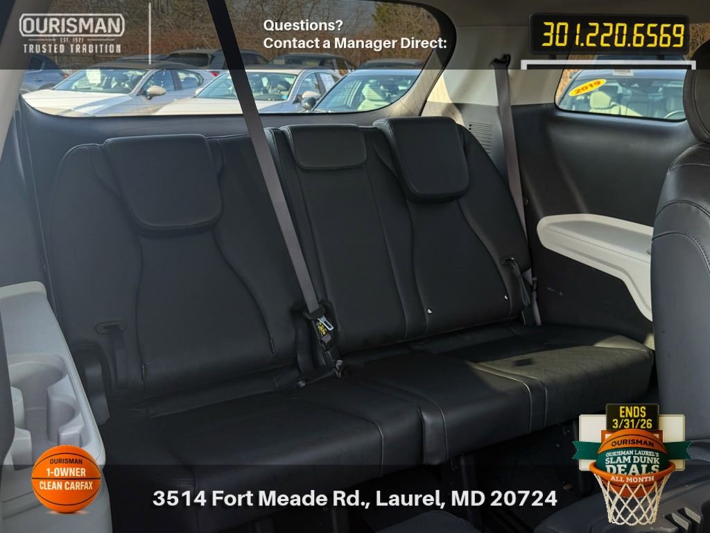 Used 2024 Kia Carnival LX image 11