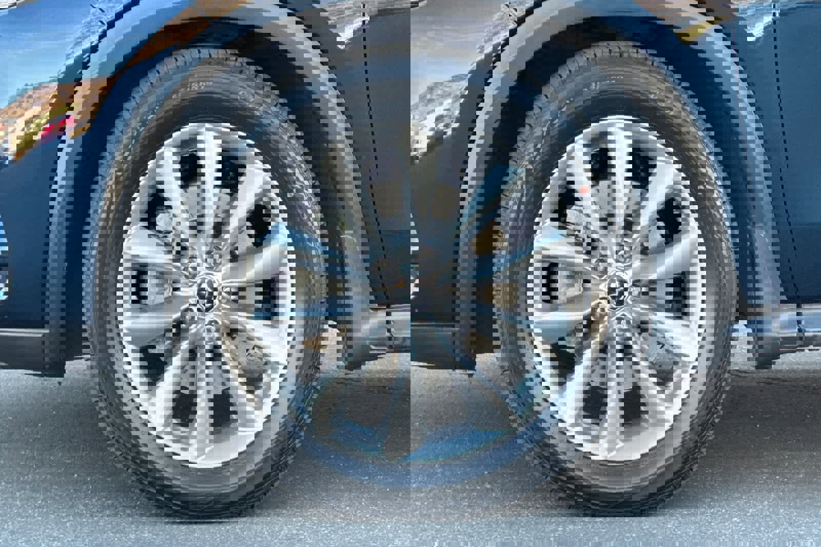 Used 2019 INFINITI QX50 Luxe w/ Navigation Package image 32