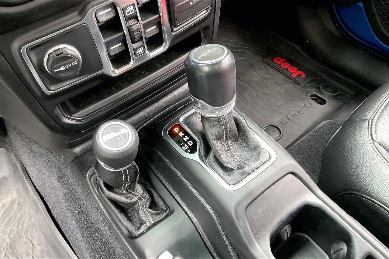 Certified 2021 Jeep Gladiator Overland AWD/4WD image 32