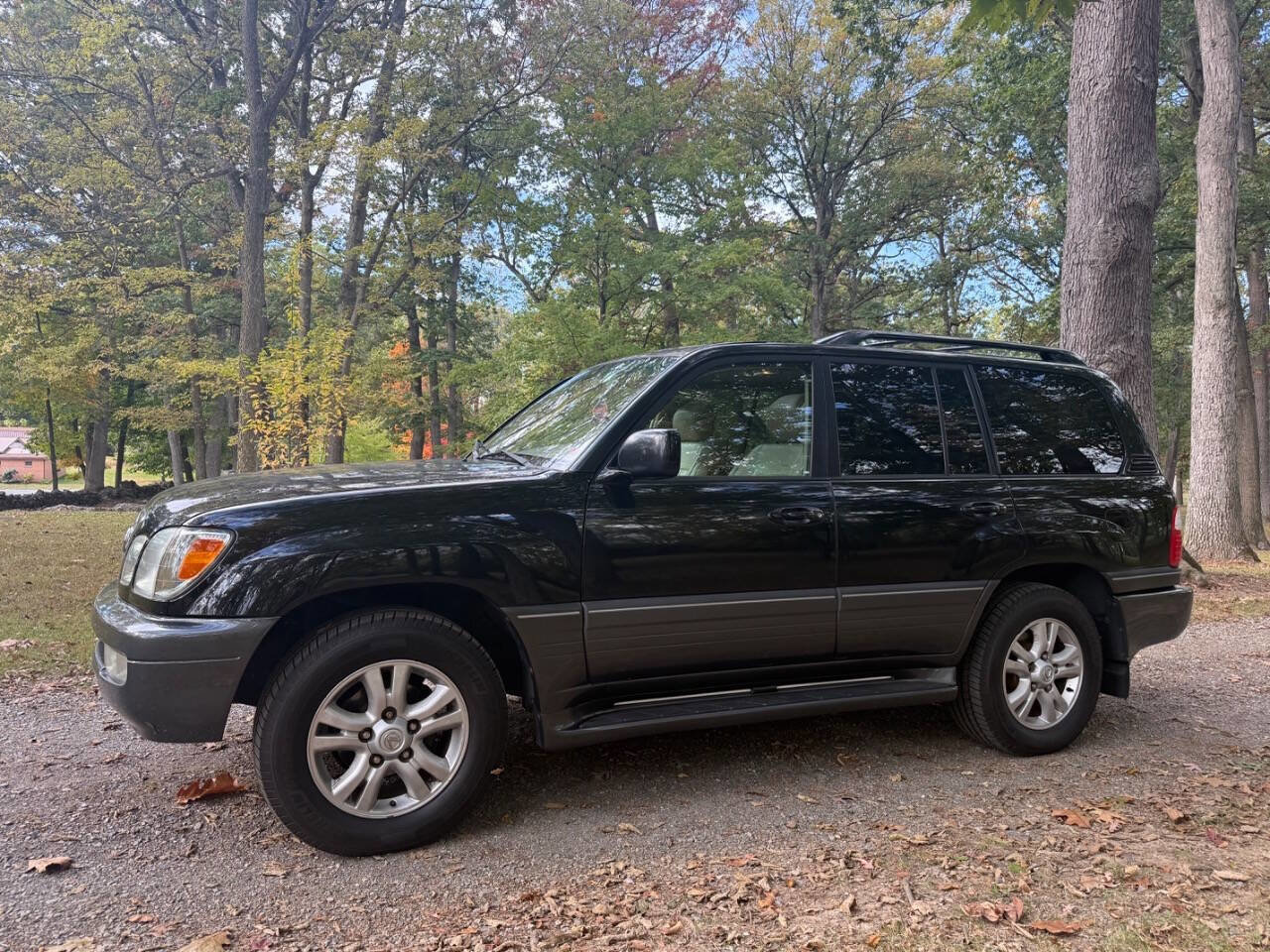 Used 2004 Lexus LX 470 4WD image 3