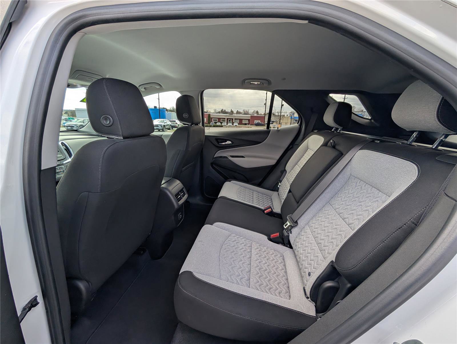 Used 2022 Chevrolet Equinox LT image 13