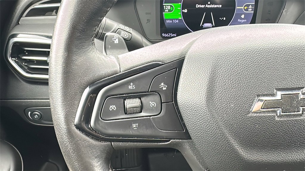 Used 2022 Chevrolet Bolt EUV LT w/ Convenience Package image 17