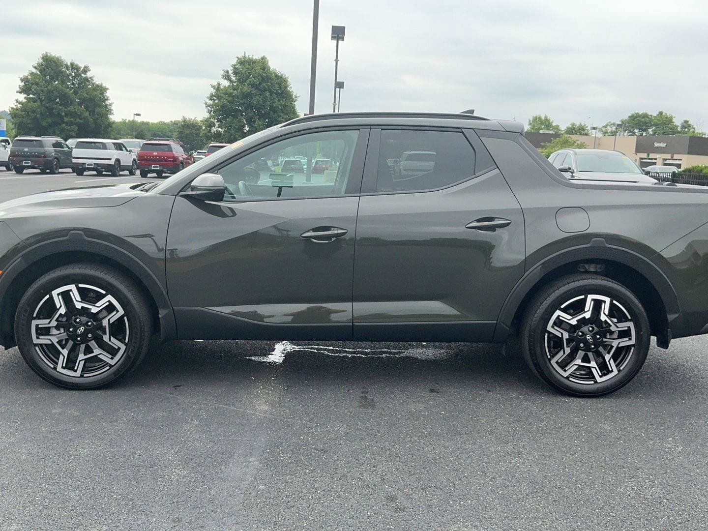 Certified 2025 Hyundai Santa Cruz Limited AWD/4WD image 12