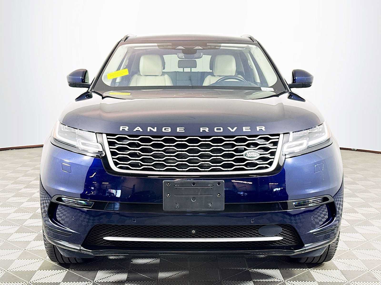 Used 2021 Land Rover Range Rover Velar S AWD/4WD image 2