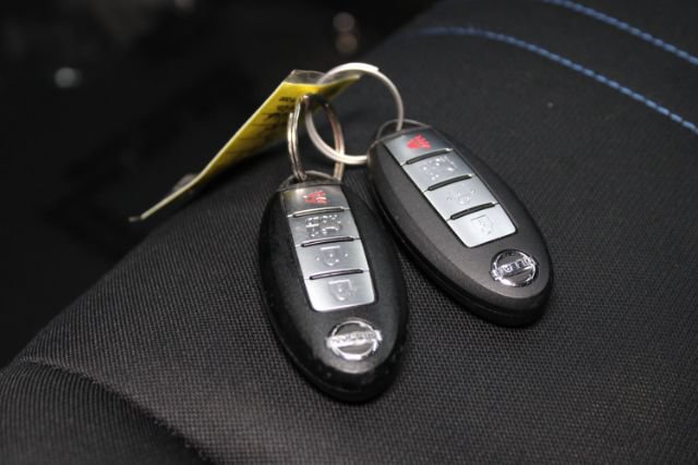 Used 2019 Nissan Leaf S w/ S Charge Package FWD image 14