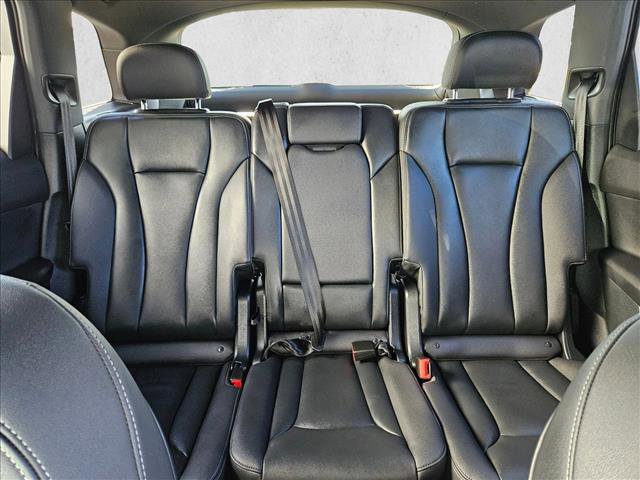 Certified 2025 Audi Q7 3.0T Premium image 17