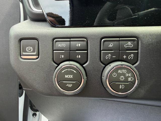 New 2026 Chevrolet Silverado 1500 RST w/ Redline Edition AWD/4WD image 14