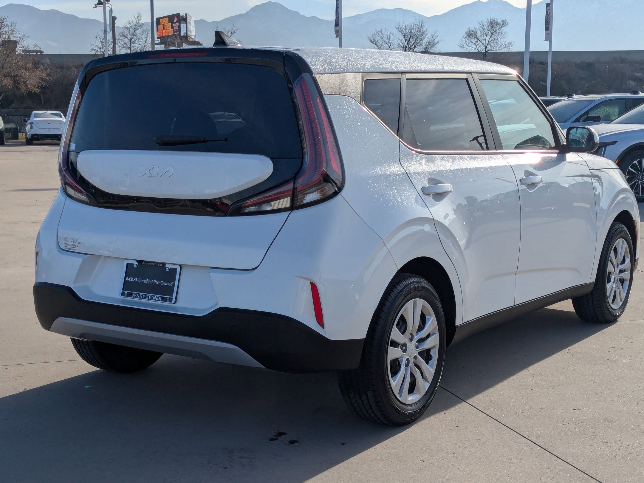 Certified 2023 Kia Soul LX image 5