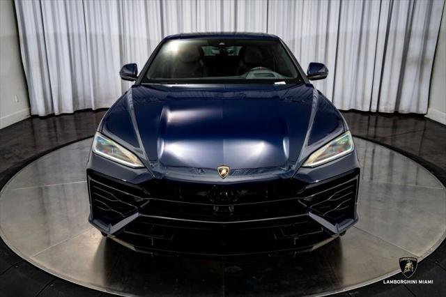 Used 2025 Lamborghini Urus SE image 4