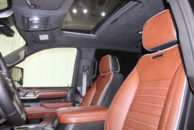 Used 2025 GMC Sierra 2500 Denali Ultimate AWD/4WD image 16