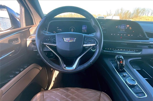 Used 2022 Cadillac Escalade ESV Sport w/ Touring Package image 8