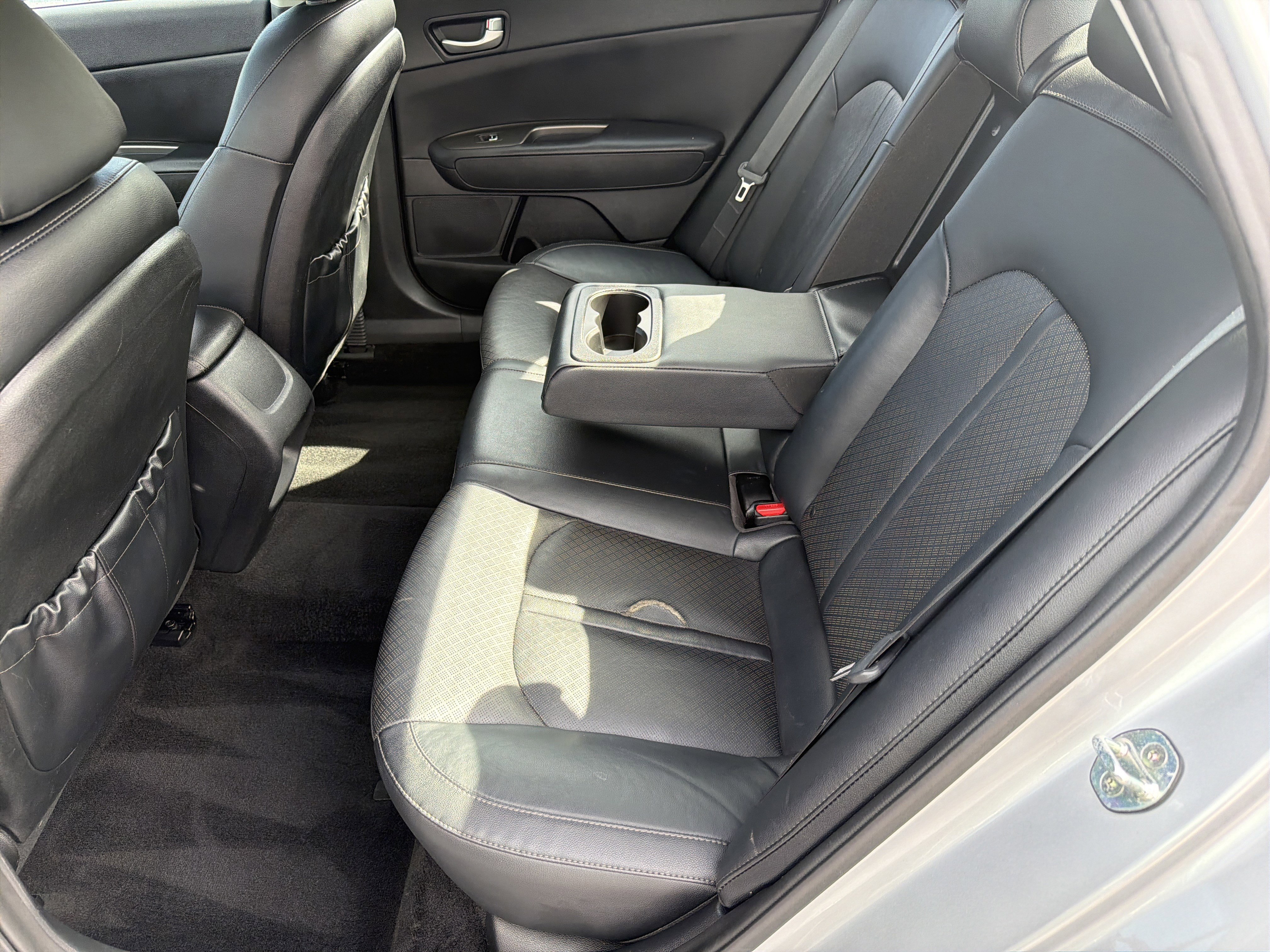 Used 2020 Kia Optima SE FWD image 18