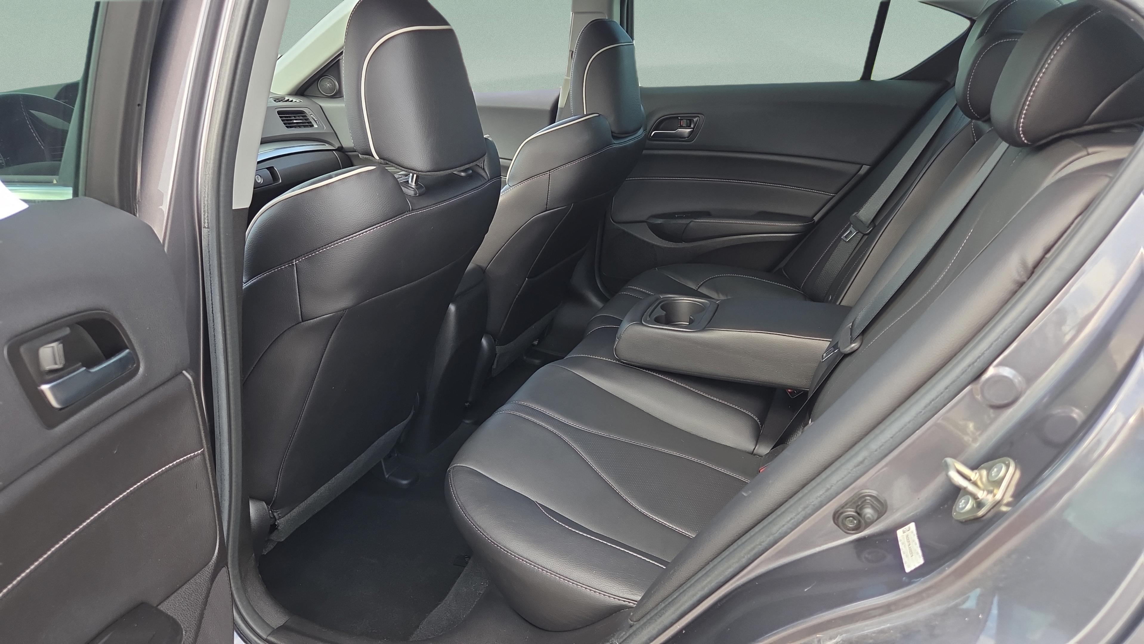 Used 2020 Acura ILX FWD image 11