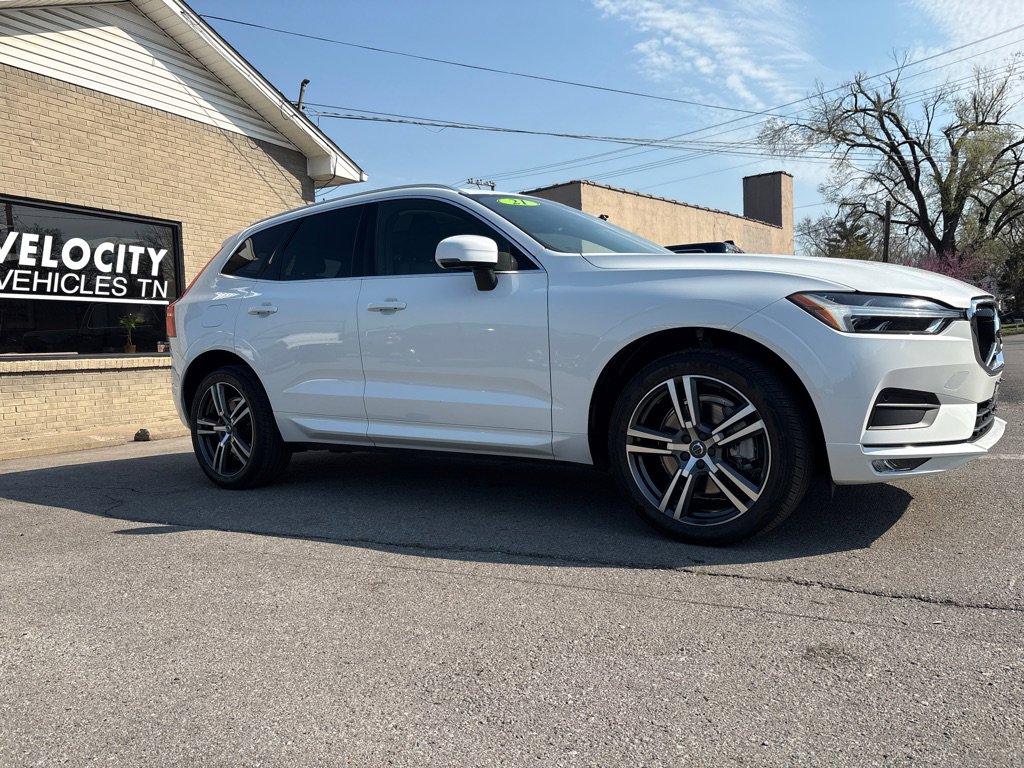 Used 2021 Volvo XC60 T6 Momentum image 9