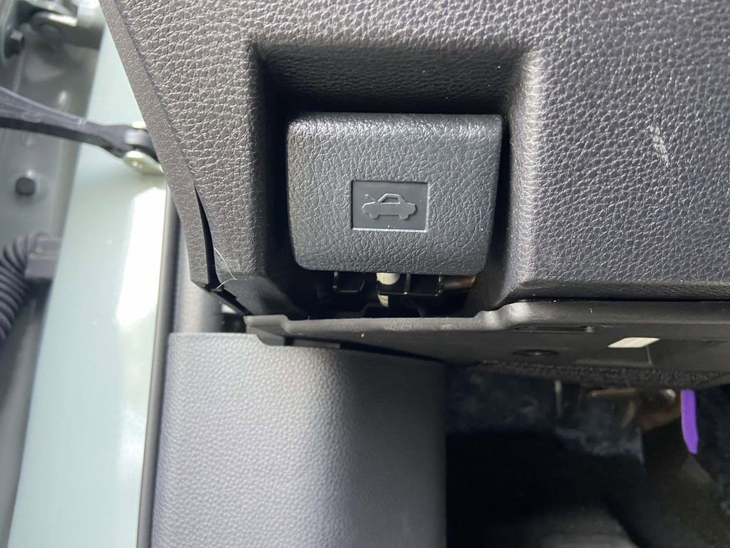 Used 2024 Toyota Tundra SR5 w/ SR5 Convenience Package image 29