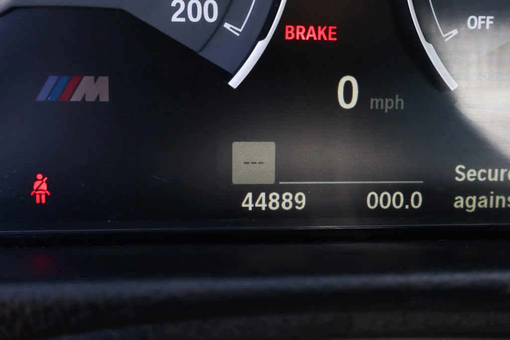 Used 2020 BMW M4 Coupe w/ Competition Package RWD image 23