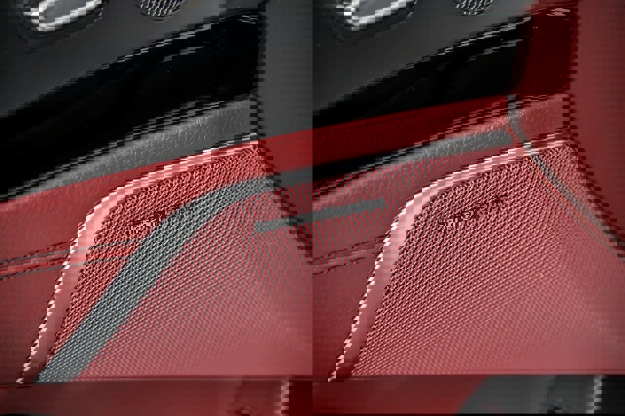 Used 2018 Mercedes-Benz SL 63 AMG image 24