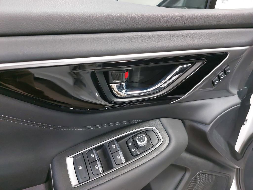 Used 2022 Subaru Legacy Limited image 36