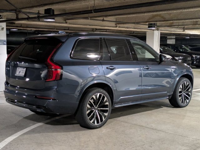 New 2026 Volvo XC90 T8 Ultra w/ Protection Package AWD/4WD image 3