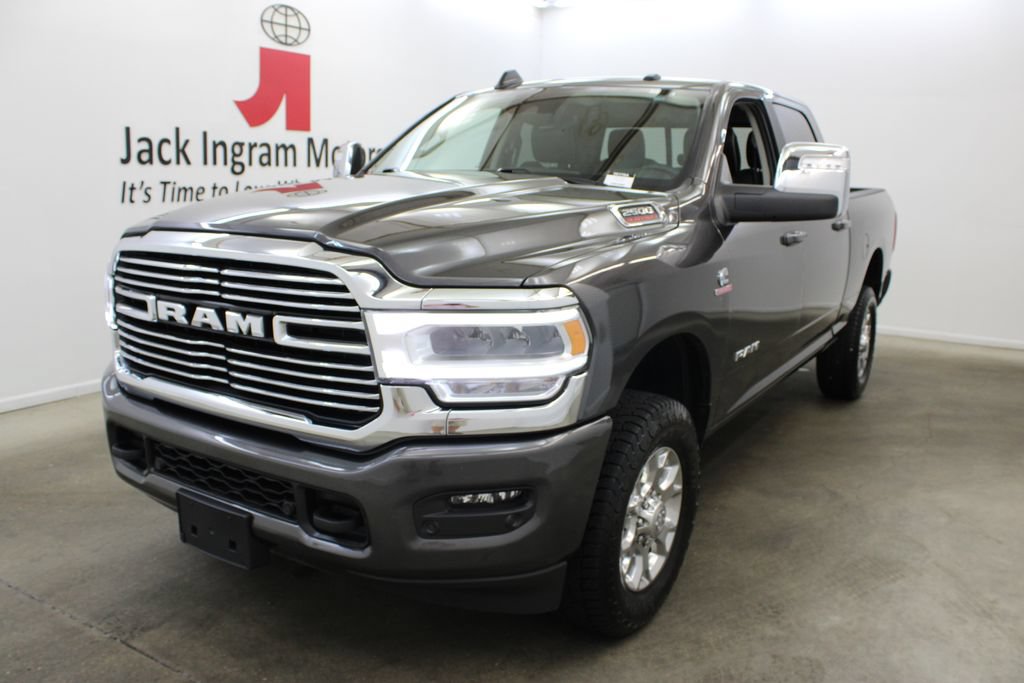 Used 2024 RAM 2500 Laramie w/ Safety Group AWD/4WD image 2