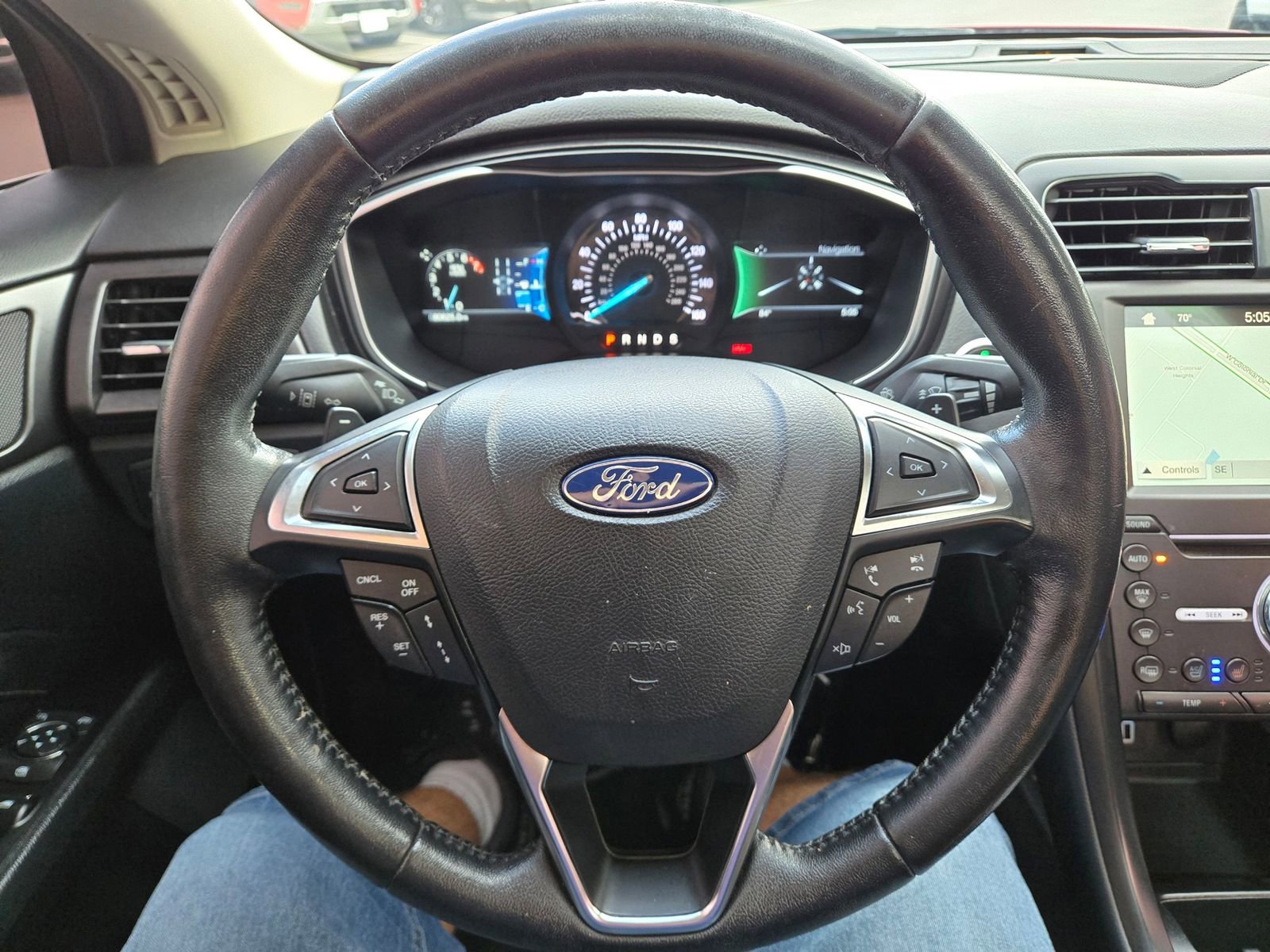 Used 2019 Ford Fusion Titanium image 28