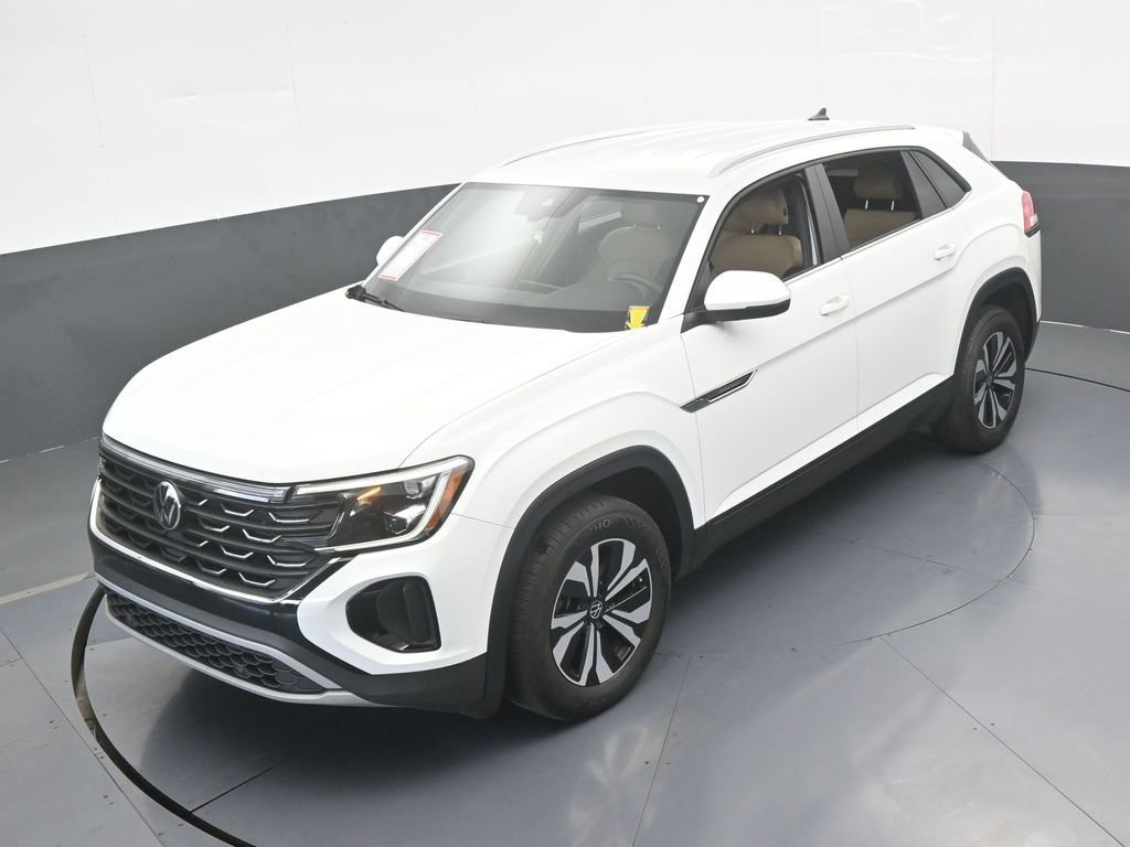 Used 2024 Volkswagen Atlas Cross Sport SE image 44