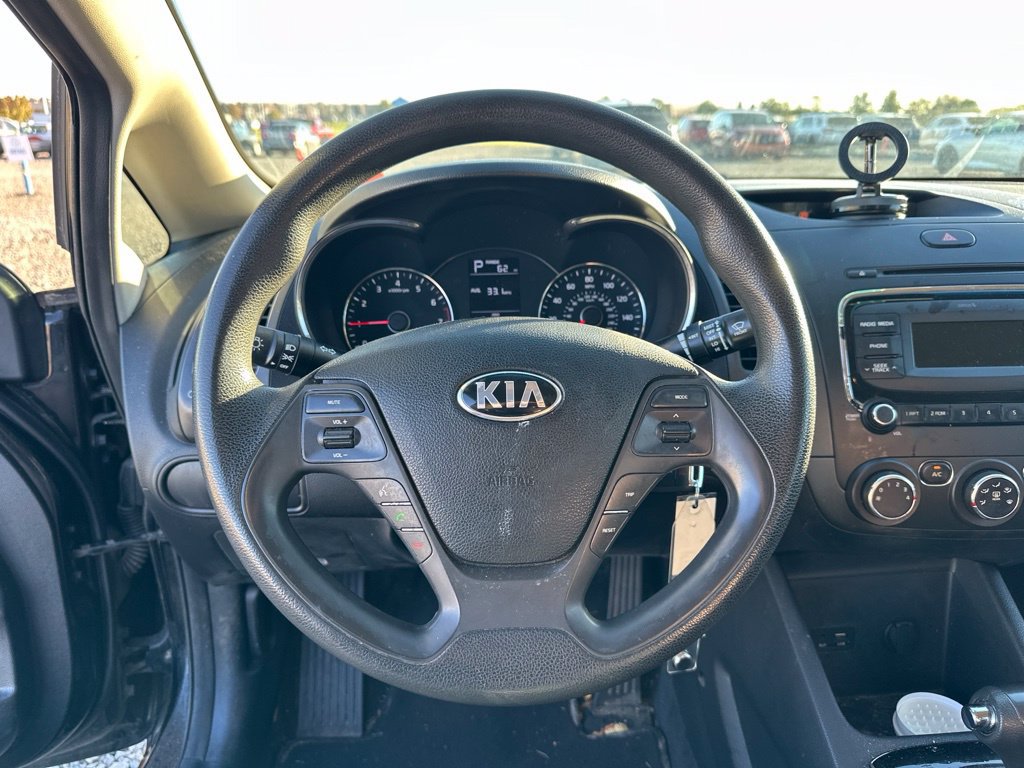 Used 2017 Kia Forte LX FWD image 19