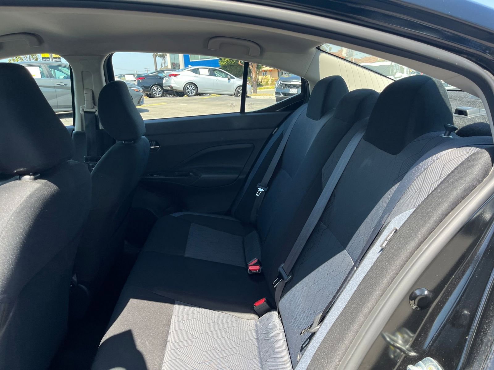 Used 2025 Nissan Versa SV FWD image 25