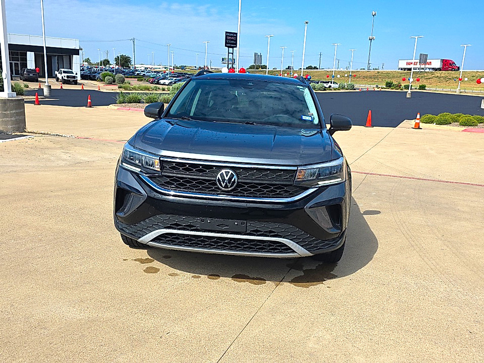 Used 2022 Volkswagen Taos S w/ IQ Drive S Package FWD image 4
