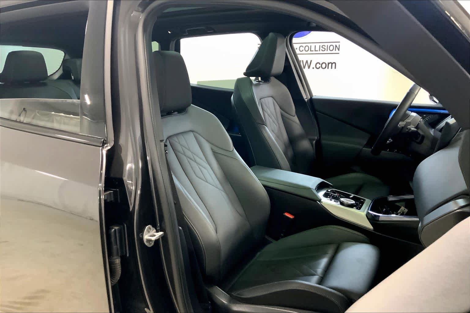 Certified 2025 BMW X3 xDrive30i image 8
