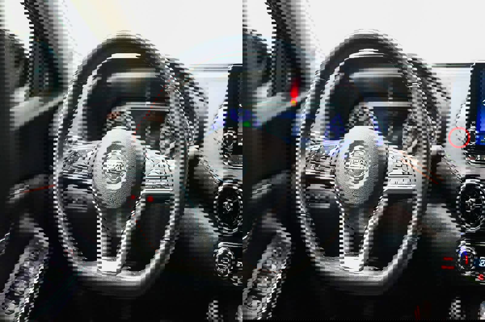 Used 2023 Nissan Sentra SR w/ SR Premium Package image 16