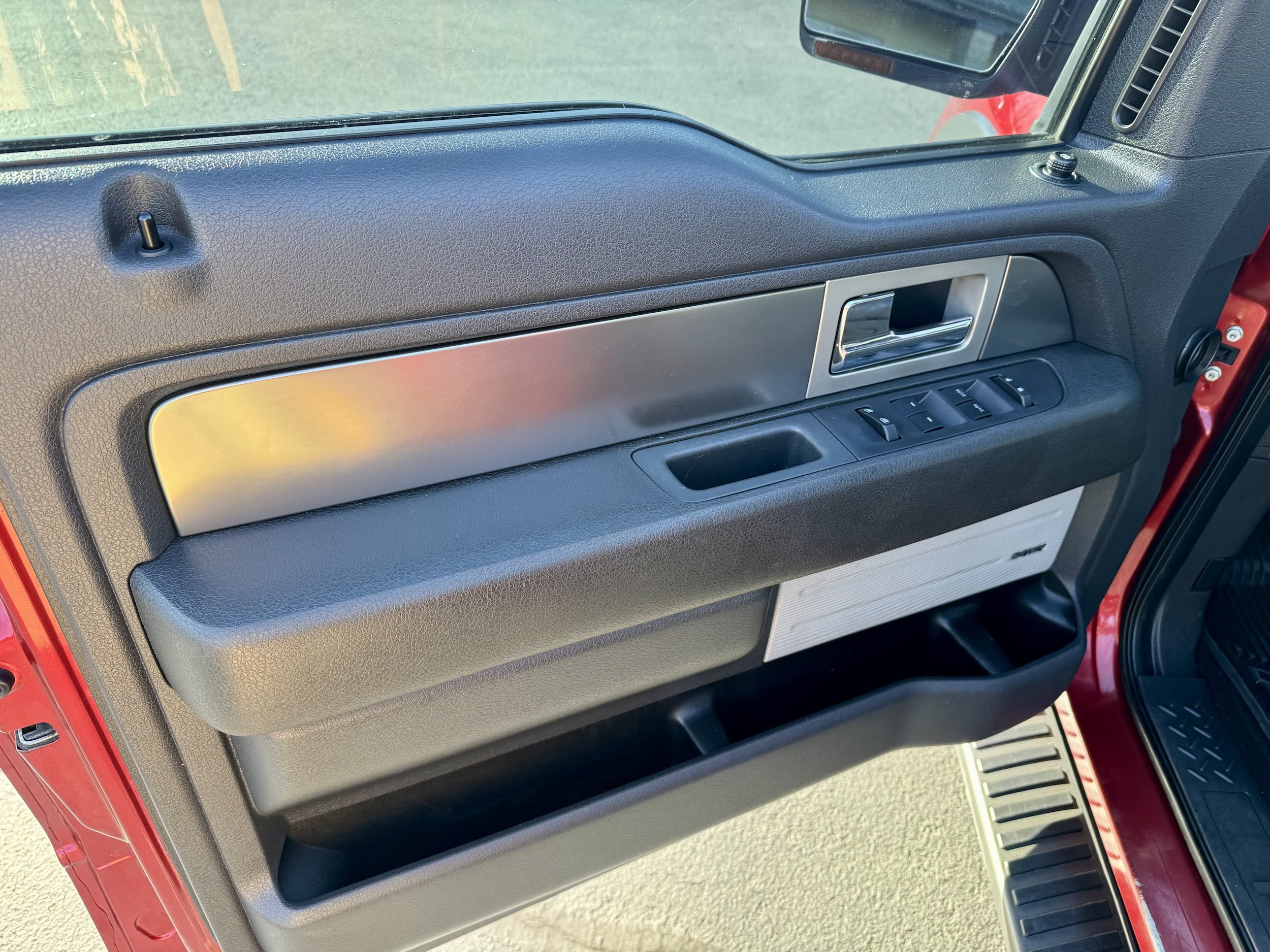 Used 2013 Ford F150 FX4 w/ Luxury Equipment Group AWD/4WD image 22