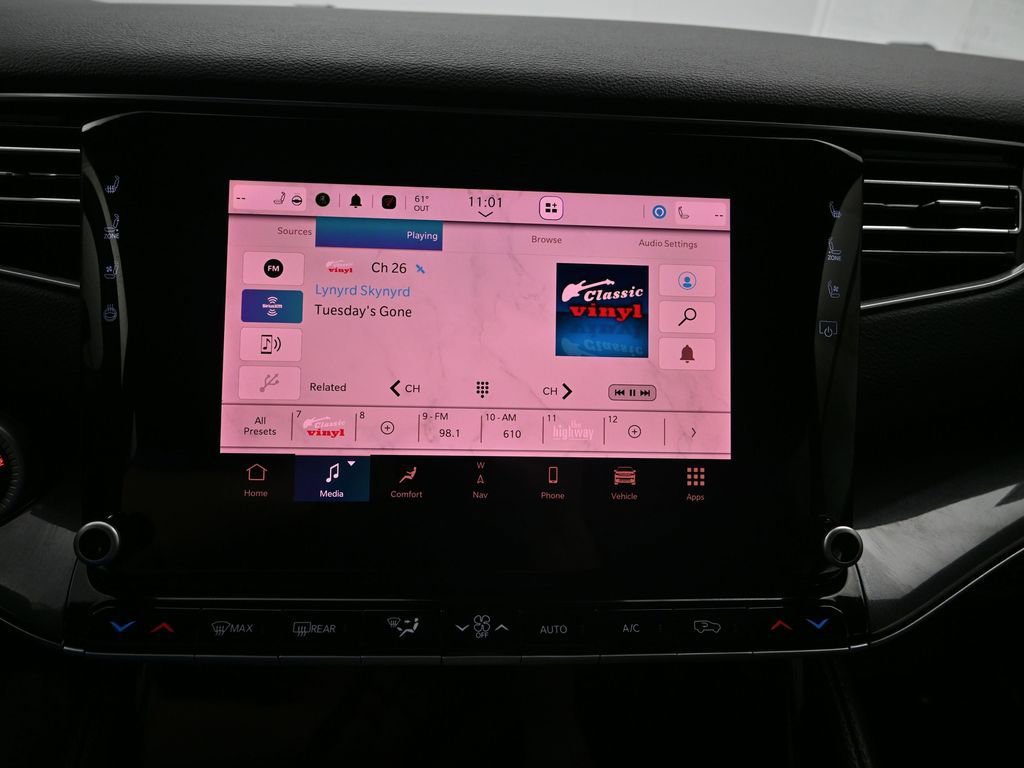 New 2024 Jeep Wagoneer 4WD image 19