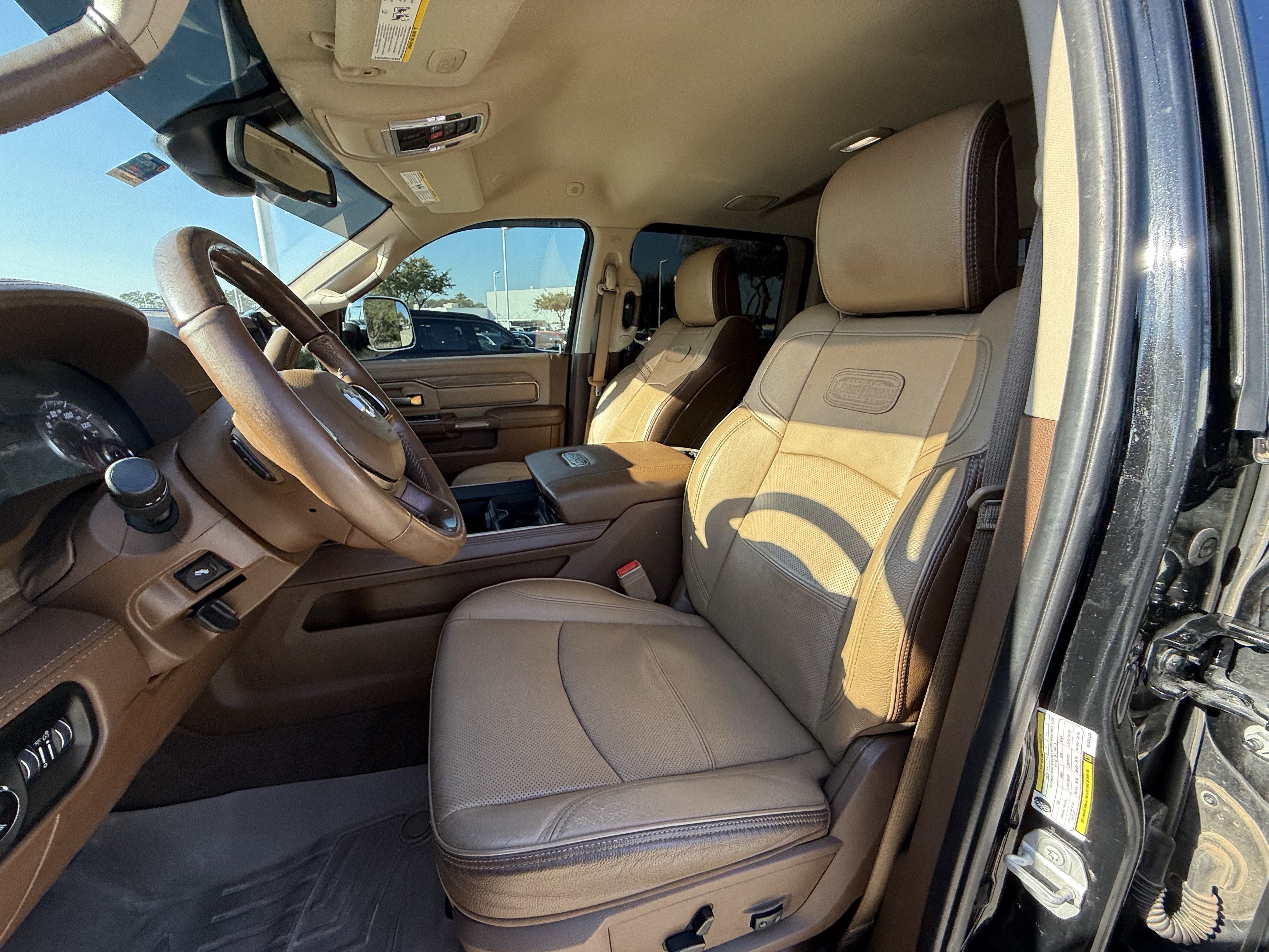 Used 2022 RAM 3500 Limited image 27