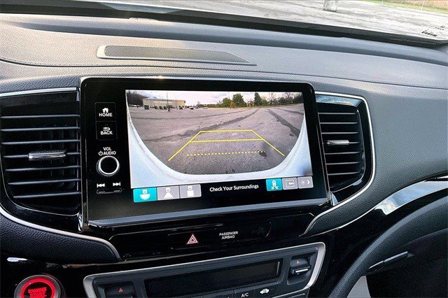 Certified 2024 Honda Ridgeline Black Edition image 15