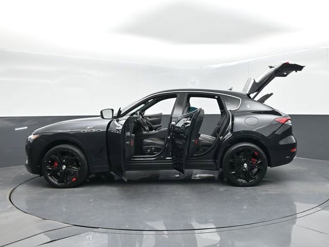 Used 2023 Maserati Levante GT AWD/4WD image 65