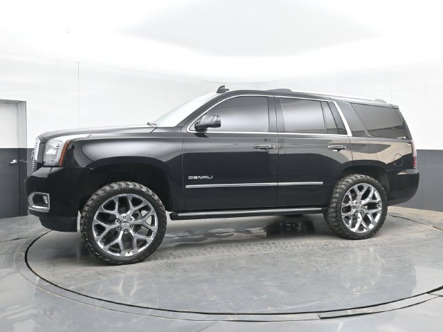 Used 2017 GMC Yukon Denali w/ Open Road Package AWD/4WD image 6