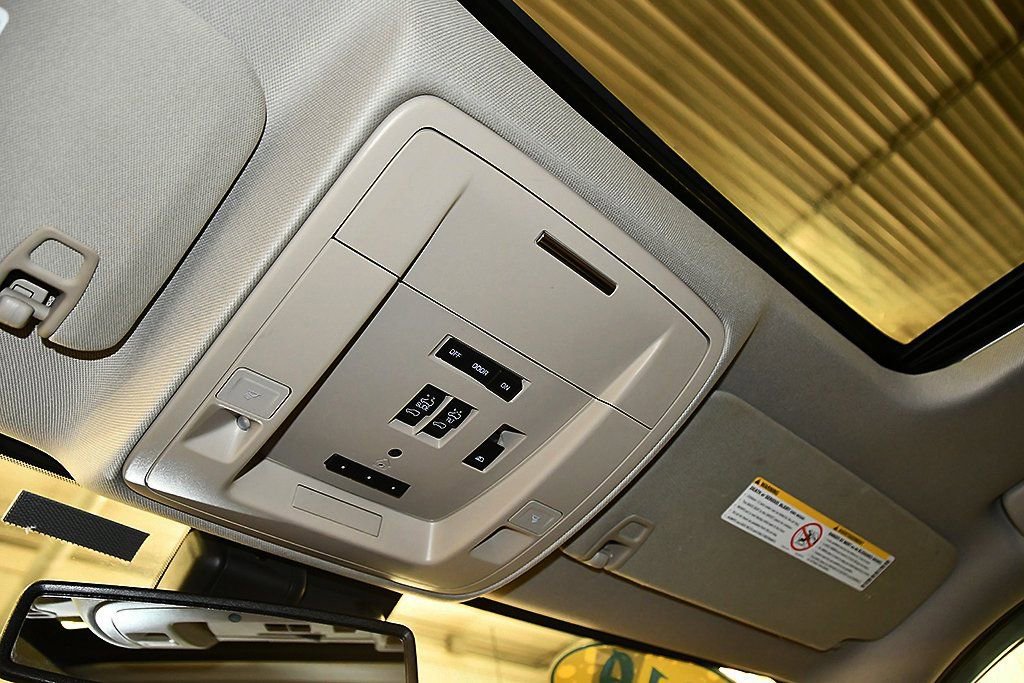 Used 2016 Chevrolet Silverado 3500 High Country w/ Duramax Plus Package image 26