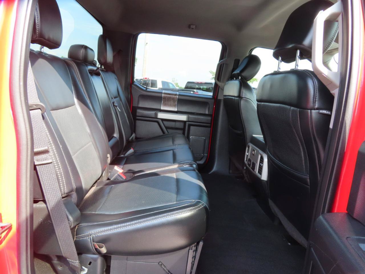 Used 2019 Ford F250 Lariat w/ Lariat Ultimate Package AWD/4WD image 42
