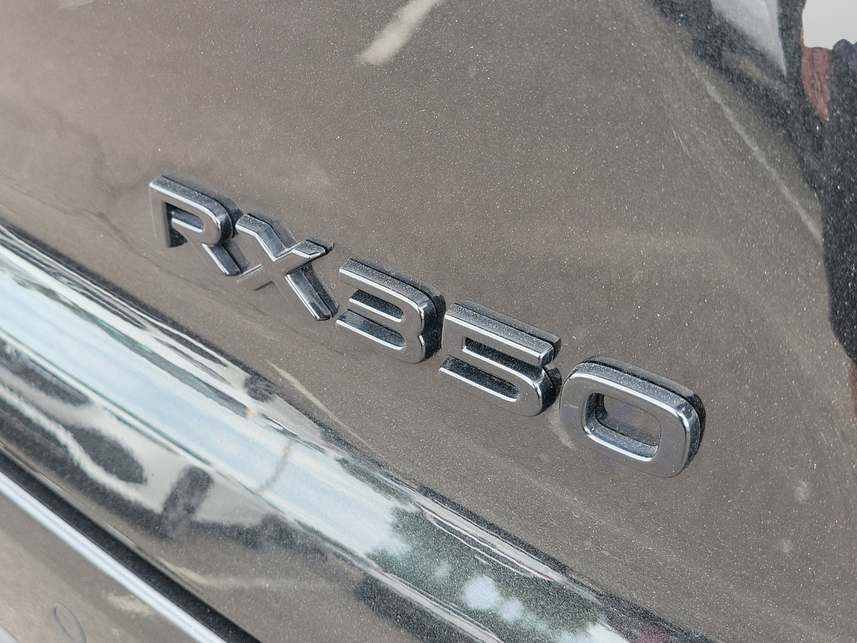 Used 2025 Lexus RX 350 Premium w/ Convenience Package FWD image 32
