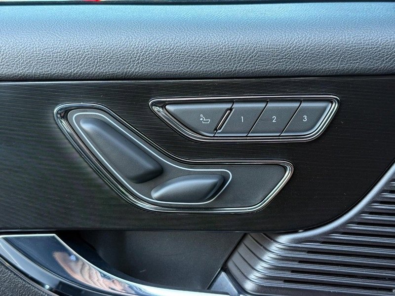 Used 2022 Lincoln Corsair AWD w/ Equipment Group 101A image 15