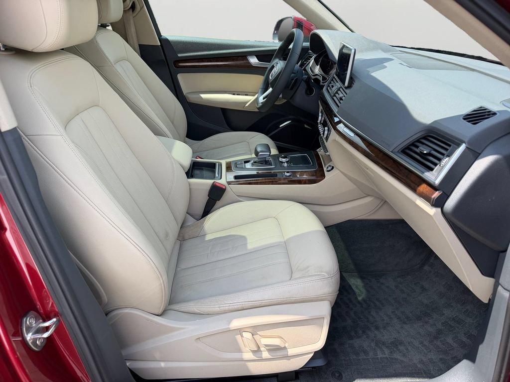 Used 2018 Audi Q5 2.0T Premium Plus w/ Premium Plus Package AWD/4WD image 8