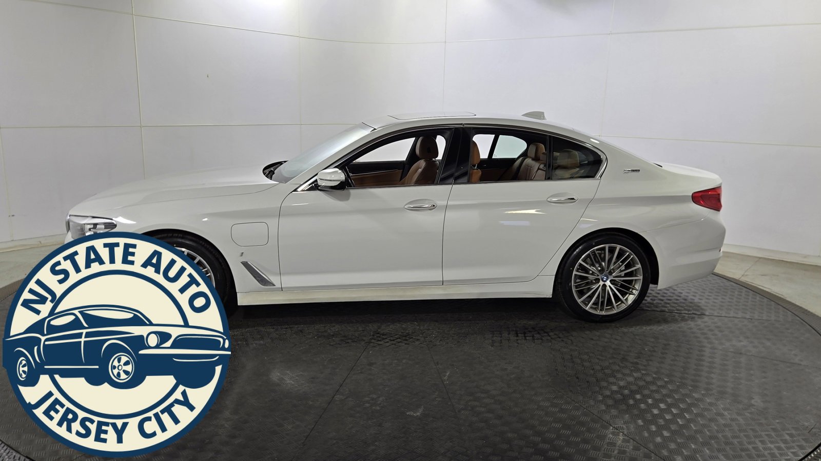 Used 2018 BMW 530e xDrive image 4