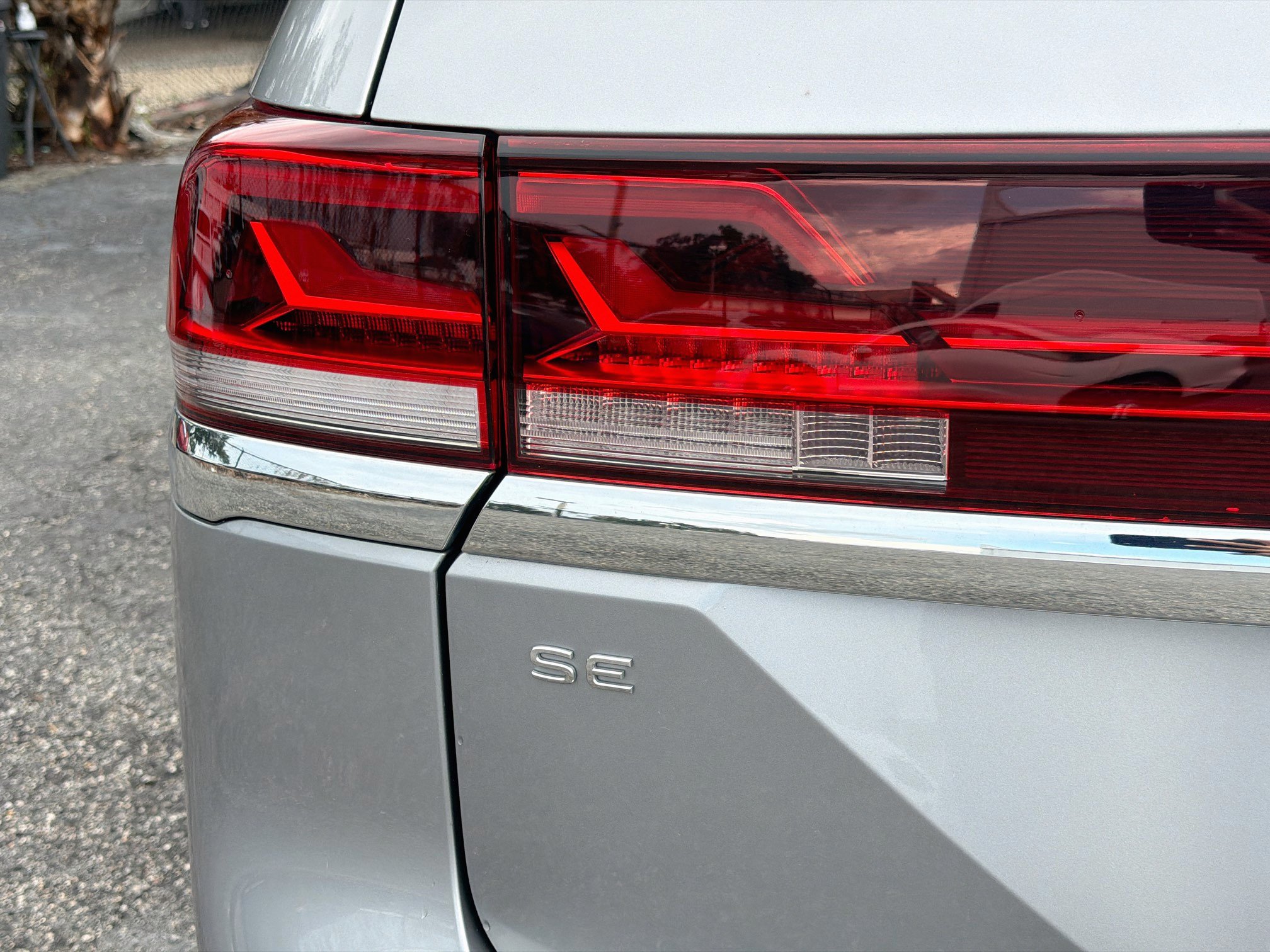 Used 2024 Volkswagen Atlas SE AWD/4WD image 10