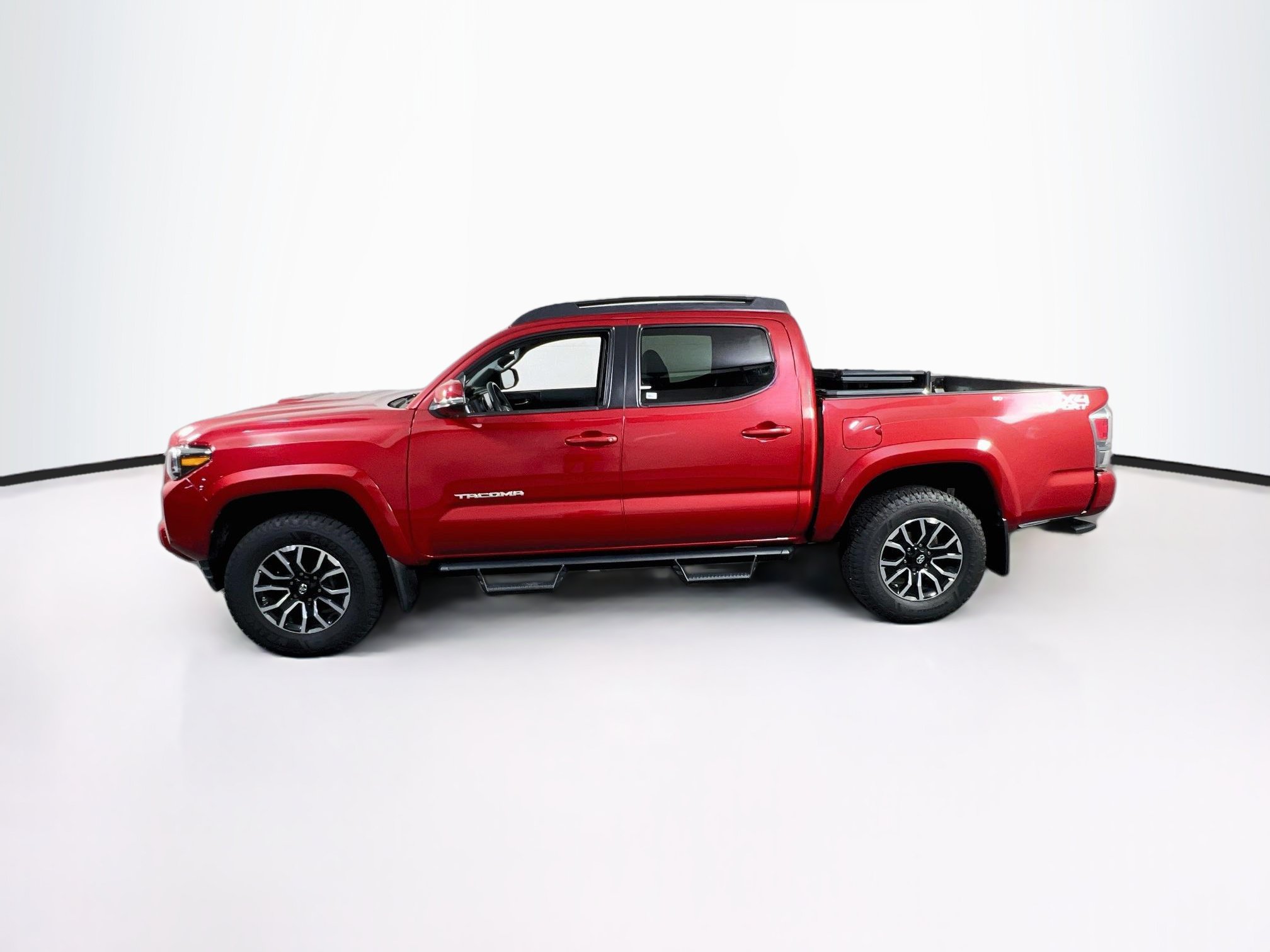 Used 2021 Toyota Tacoma TRD Sport w/ TRD Premium Sport Package AWD/4WD image 8
