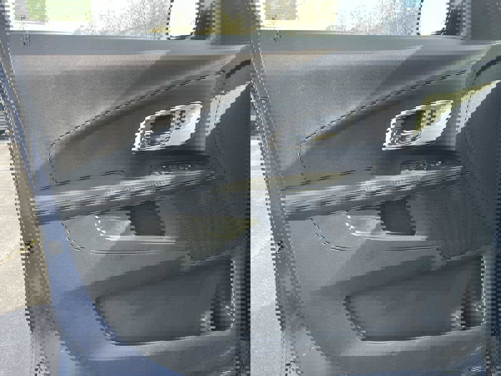 Used 2016 Chevrolet Equinox LT w/ Convenience Package image 15