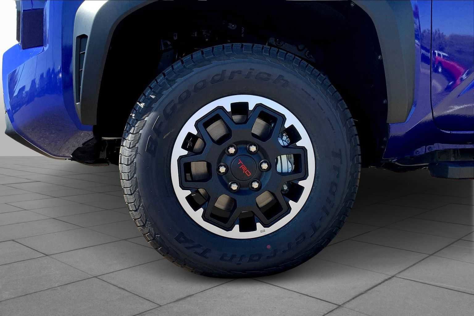 New 2025 Toyota Tacoma TRD Off-Road image 11